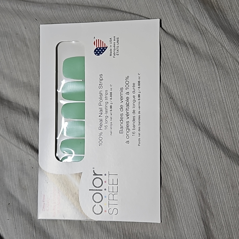 Color Street Nail Strips in 'Oslo and Steady'